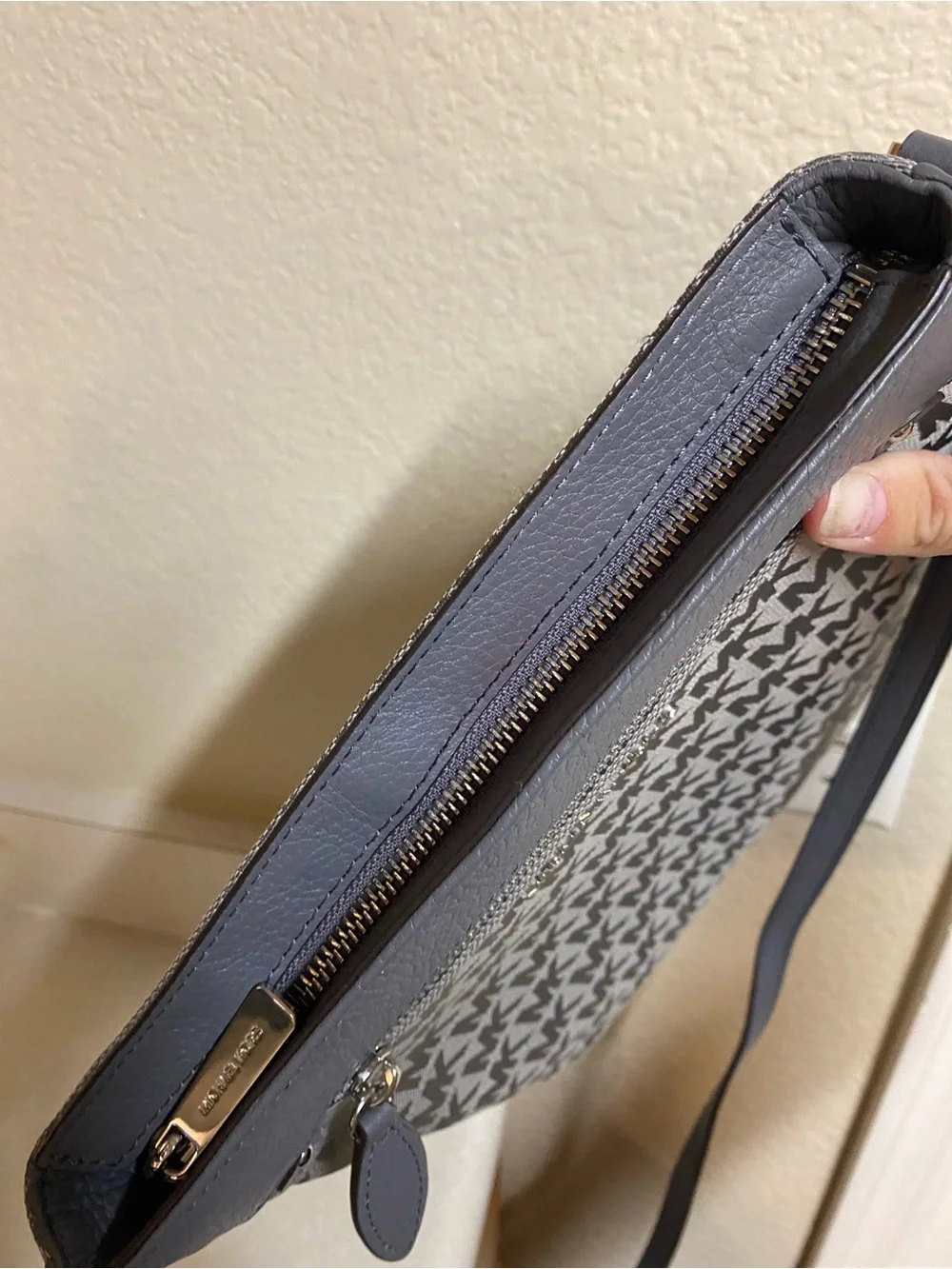 Michael Kors Gray Crossbody Messenger‎ Bag